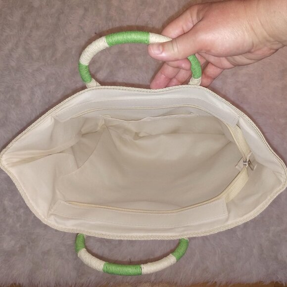 NEIMAN MARCUS Elegant Green Beach Straw Tote Bag - Picture 4 of 7